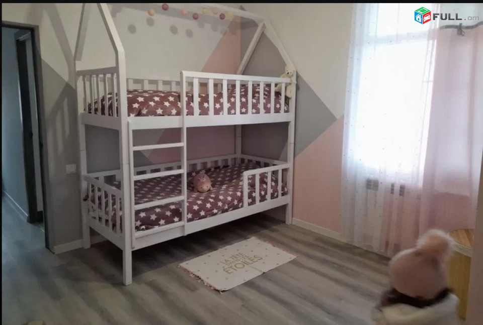 AK6083  Երկու հարկանի քարե տուն Աշտարակում