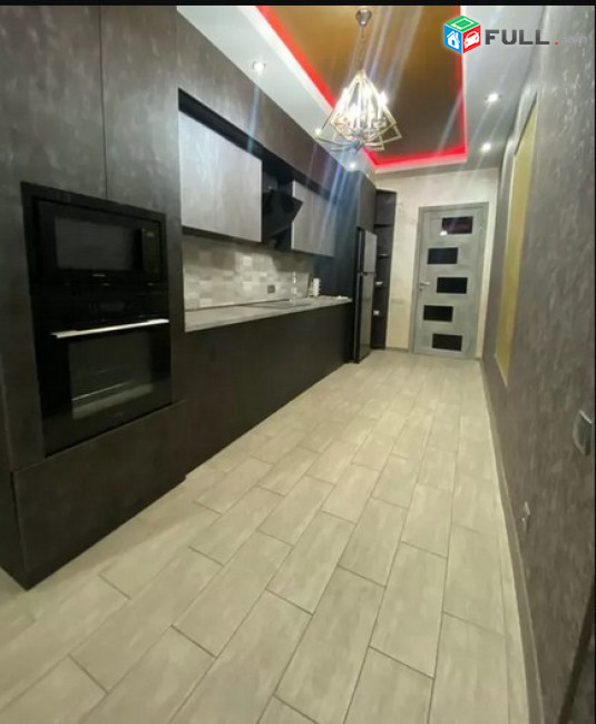 AK6098  Վարձով 3 սենյականոց բնակարան նորակառույց շենքում  Ռոստոմի փողոցում