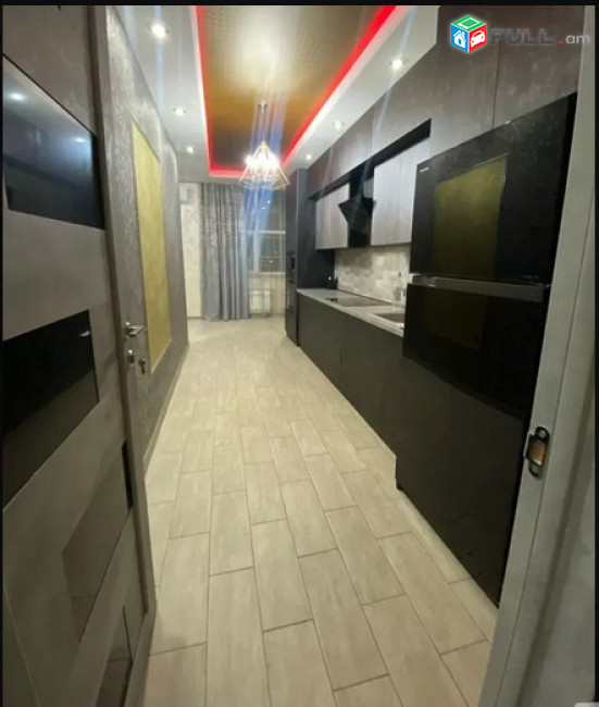 AK6098  Վարձով 3 սենյականոց բնակարան նորակառույց շենքում  Ռոստոմի փողոցում