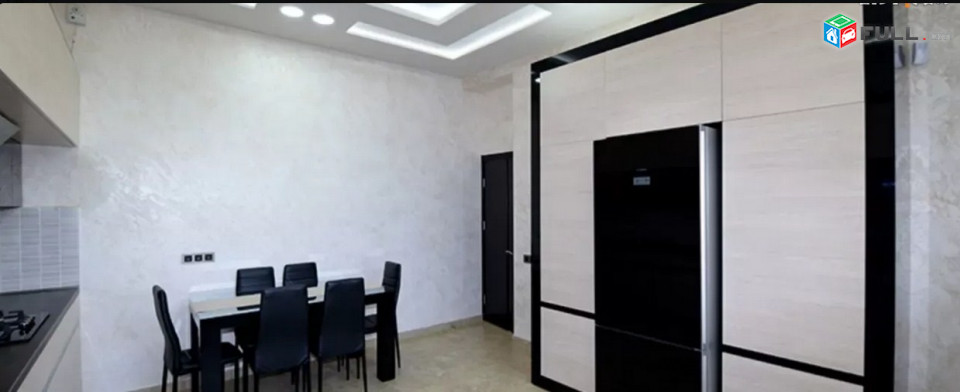 AK7000  Երկու հարկանի տուն Աջափնյակում, 270 ք.մ., 3+ սանհանգույց, դիզայներական ոճով վերանորոգված
