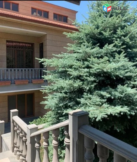 AK7001  Երեք հարկանի քարե տուն, Թամրուչի Ավանում, 1500 ք.մ., 3+ սանհանգույց, եվրովերանորոգված