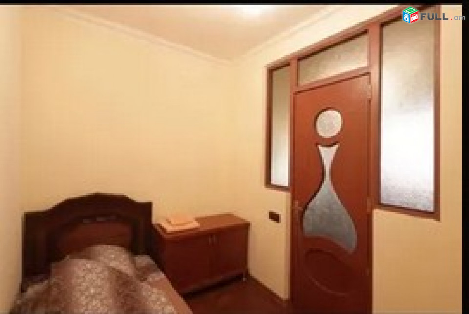 AK7053   Վարձով 3  սենյականոց բնակարան Ամիրյան փողոցում 