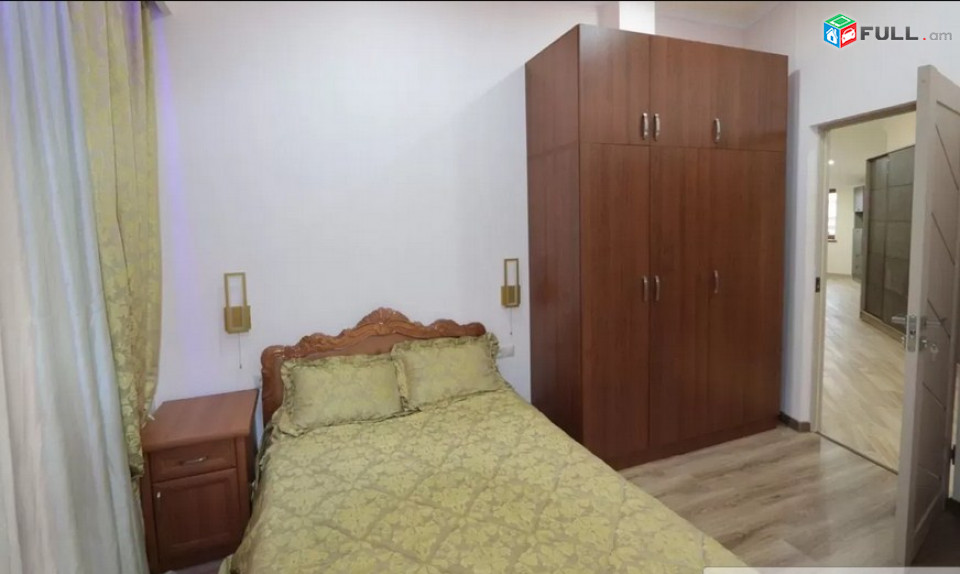 AK7088  Վարձով 3 սենյականոց բնակարան  Վարդանանց փողոցում