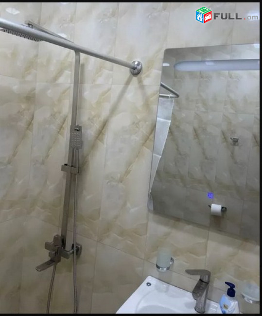 AK8000   Վարձով 2 սենյականոց բնակարան  նորակառույց շենքում Վարդանանց փողոցում