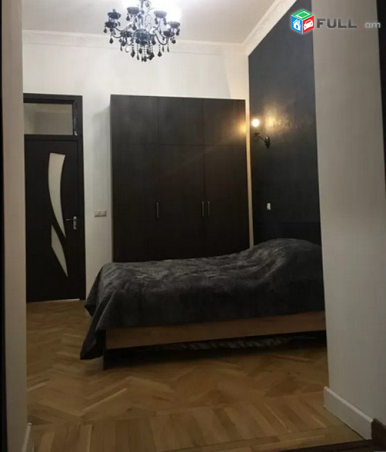 AK8001  Վարձով 2 սենյականոց բնակարան  Պարոնյան փողոցում