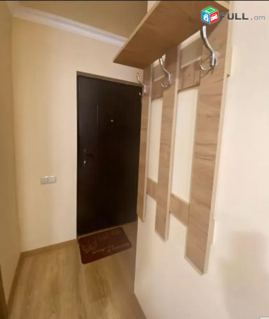 AK8006  Վարձով 2 սենյականոց բնակարան Սայաթ-Նովայի պողոտայում 