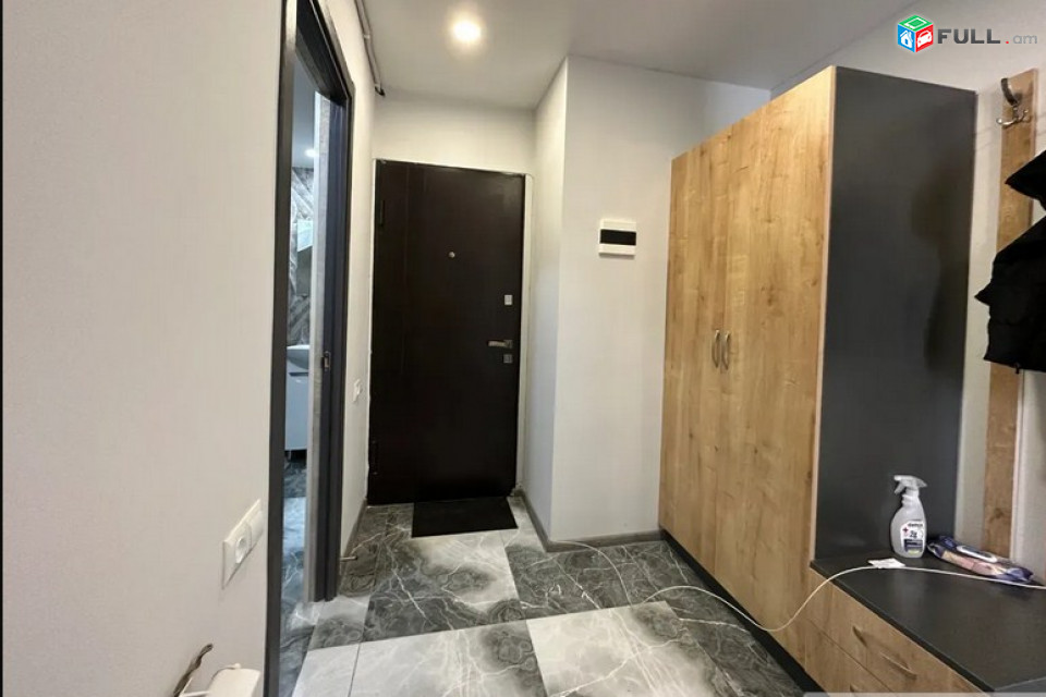 AK8007  Վարձով 2 սենյականոց բնակարան   Երվանդ Քոչարի փողոցում