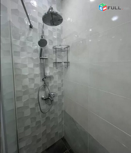 AK8053  Վարձով 3 սենյականոց բնակարան նորակառույց շենքում  Նալբանդյան փողոցում