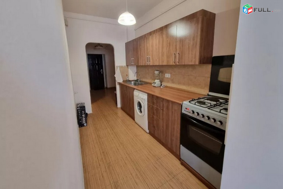 AK8058  Վարձով 2 սենյականոց բնակարան  Գյուլբենկյան փողոցում
