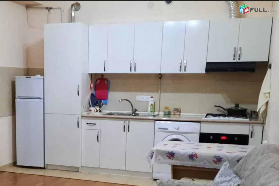 AK8088  Վարձով 2 սենյականոց բնակարան  Արգիշտի փողոցում