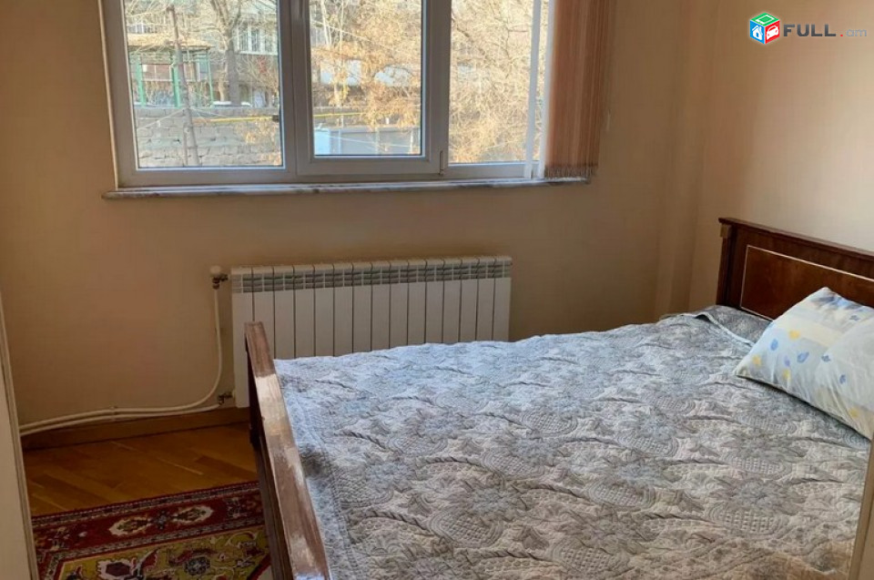 AK8097  Վարձով 3 սենյականոց բնակարան  Մոսկովյան փողոցում
