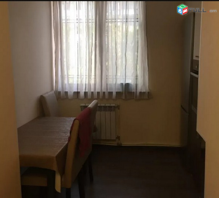 AK9001  Վարձով 3 սենյականոց բնակարան Զաքյան փողոցում