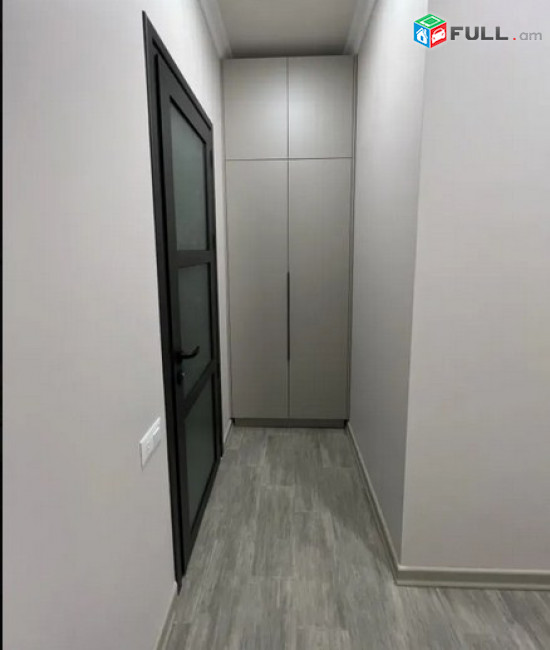 AK9013  Վարձով 3 սենյականոց բնակարան  Եղիշե Չարենցի փողոցում