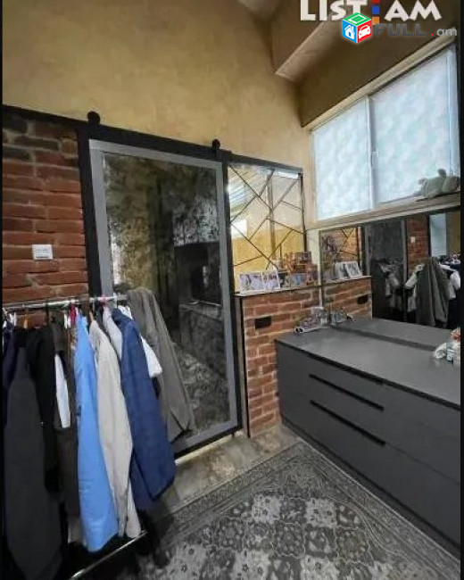 AK9043  Վարձով 4 սենյականոց բնակարան Վարդանանց փողոցում
