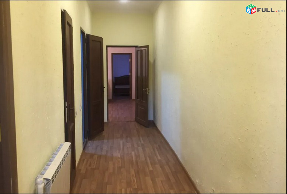 AK9045 Վարձով 3 սենյականոց բնակարան Նար–Դոսի փողոցում