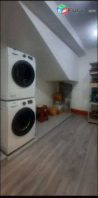 AK9053 Երեք հարկանի թաունհաուզ, Պետրոս Դուրյան թաղամասի 2-րդ փողոցում