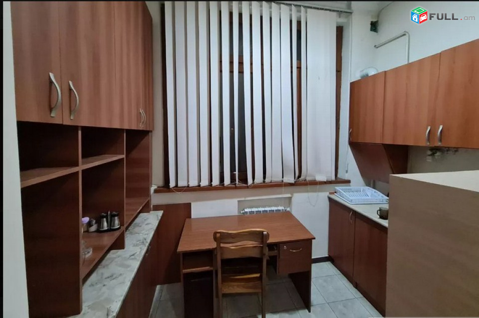 AK9065 Բազմաֆունկցիոնալ գույք Մամիկոնյանց փողոցում Արաբկիրում
