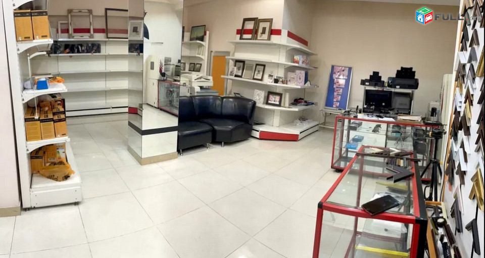 AK9085  Առևտրային տարածք Ամիրյան փողոցում կենտրոնում, 188 ք.մ.
