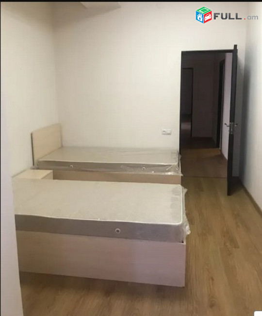 AK10006  Վարձով 4 սենյականոց բնակարան Նիկողայոս Ադոնցի փողոցում