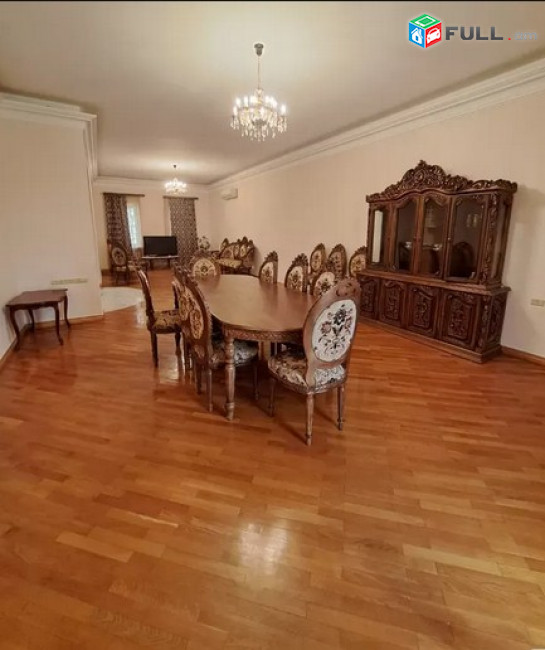 AK10017 Երեք հարկանի քարե ամառանոց, Արմենակ Արմենակյան անցուղի Նորք Մարաշում, 640 ք.մ., 3+ սանհանգույց