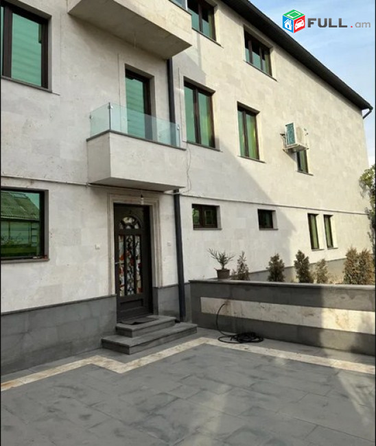 AK10018  Չորս հարկանի քարե տուն Էրեբունու փողոցում Էրեբունիում, 400 ք.մ., 3+ սանհանգույց