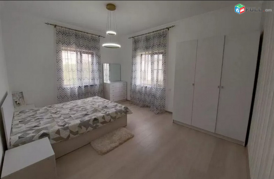 AK10046  Երկու հարկանի քարե տուն Ավանում, 245 ք.մ., 2 սանհանգույց, կապիտալ վերանորոգված