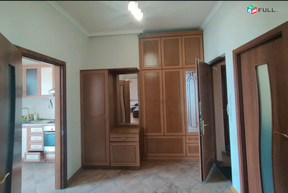 AK10118   Վարձով 3 սենյականոց բնակարան Մարշալ Բաղրամյան պողոտայում