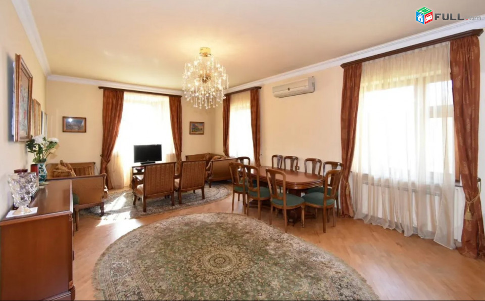 AK10153 Երեք հարկանի քարե տուն Մելքումովի փողոցում Աջափնյակում, 415 ք.մ., 3+ սանհանգույց
