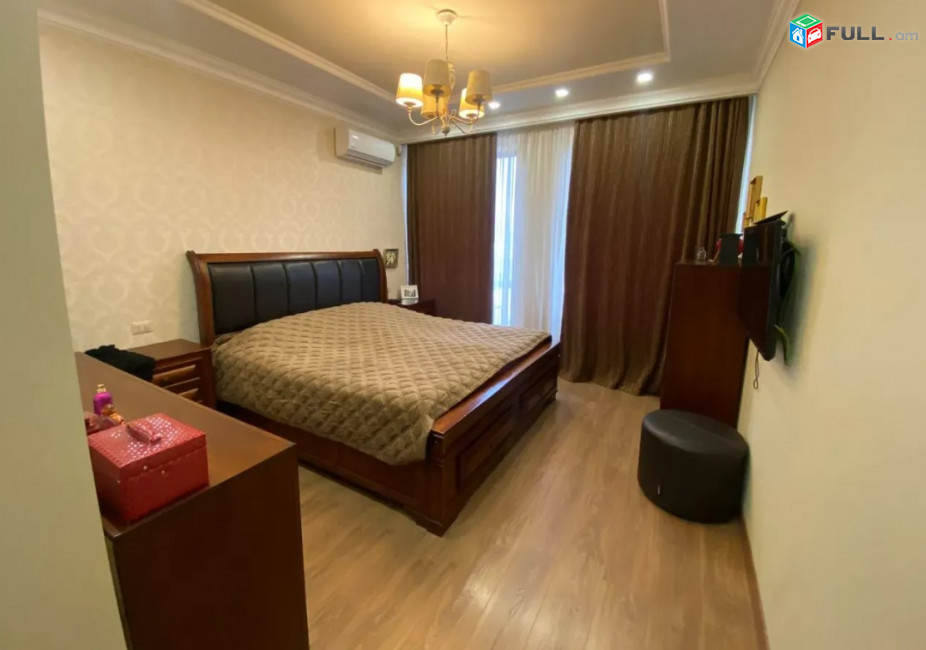 AK10154  Չորս հարկանի տուն Առինջի 21-րդ փողոցում Ավանում, 732 ք.մ., 3+ սանհանգույց