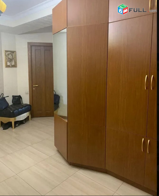 AK10163 Ընդարձակ 4 սենյականոց բնակարան  Կոմիտասի պողոտայում