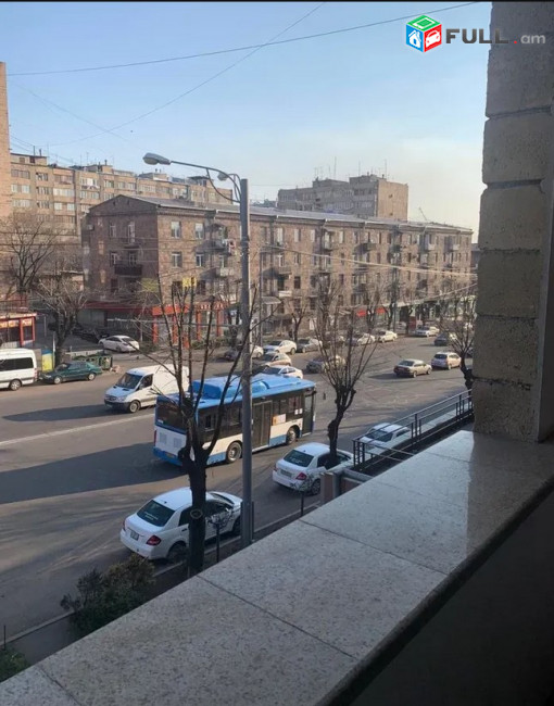 AK10163 Ընդարձակ 4 սենյականոց բնակարան  Կոմիտասի պողոտայում