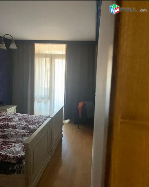 AK10163 Ընդարձակ 4 սենյականոց բնակարան  Կոմիտասի պողոտայում