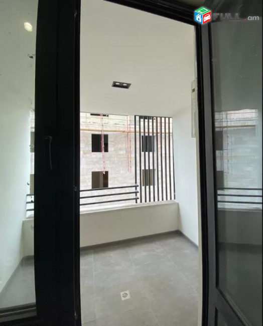 AK10184  Վարձով 2 սենյականոց բնակարան  Մալխասյանց փողոցում  նորակառույց շենքում