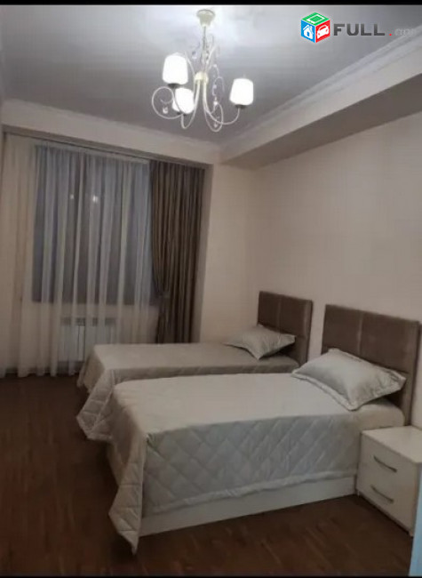 AK10193  Վարձով 3 սենյականոց բնակարան  Նիկողայոս Ադոնցի փողոցում