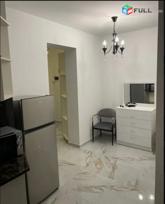 AK10195  Վարձով 2  սենյականոց բնակարան  2 սենյականոց բնակարան նորակառույց շենքում Վարդանանց փողոցում