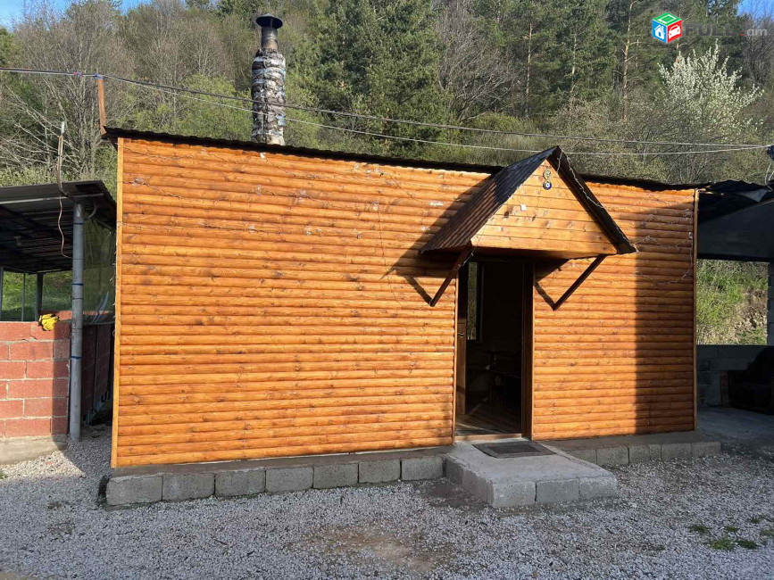 AK10196  Օրավարձով 4 սենյականոց առանձնատուն Հանքավանում