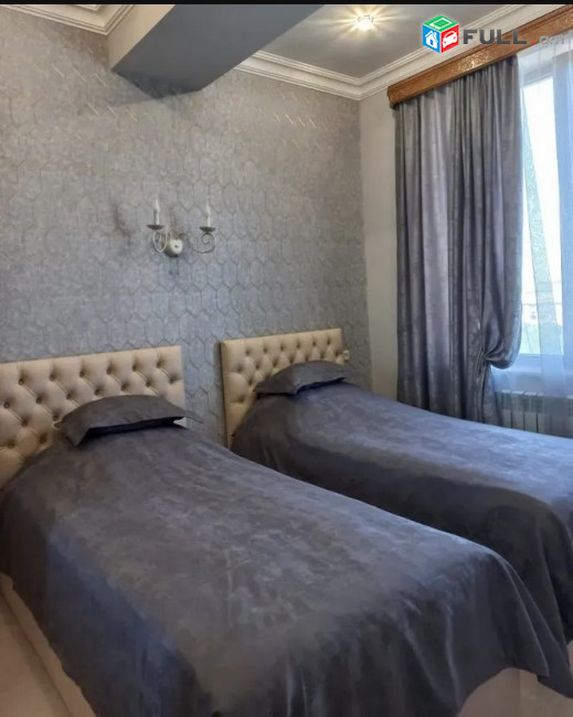 AK10198  Վարձով 3 սենյականոց բնակարան նորակառույց շենքում Չեխովի փողոցում