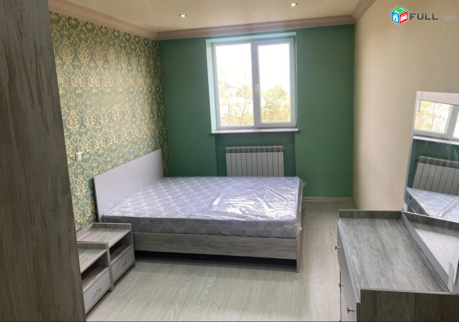 AK10213   Վարձով 3 սենյականոց բնակարան Լենինգրադյան փողոցում