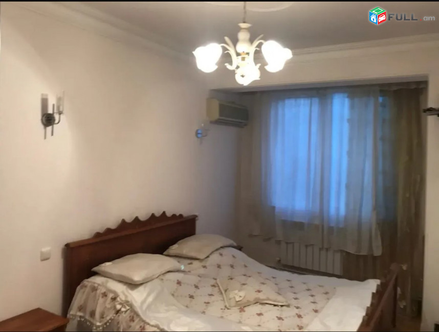 AK10216  Վարձով 3 սենյականոց բնակարան  Լենինգրադյան փողոցում