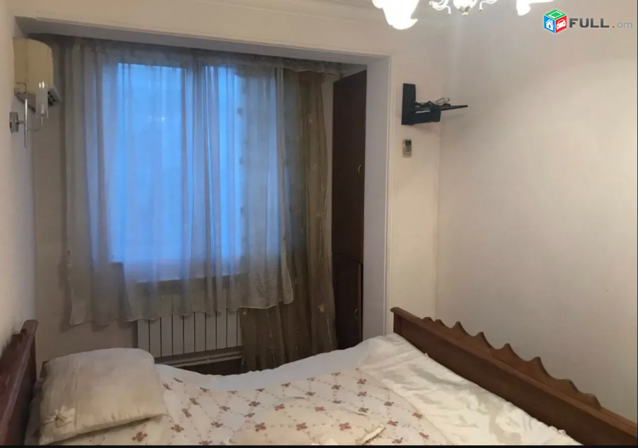 AK10216  Վարձով 3 սենյականոց բնակարան  Լենինգրադյան փողոցում