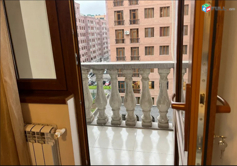 AK10246  Վարձով 3 սենյականոց բնակարան նորակառույց շենքում  Նիկողայոս Ադոնցի փողոցում