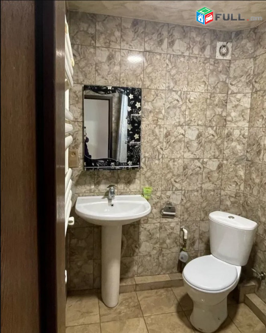 AK10259  Վարձով 3 սենյականոց բնակարան  Լենինգրադյան փողոցում