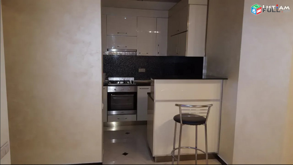 AK10267   Վարձով 2 սենյականոց բնակարան  նորակառույց շենքում Գյուլբենկյան փողոցում