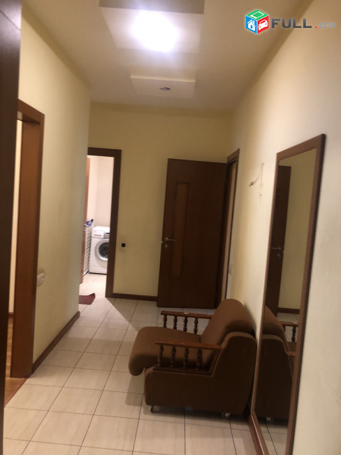 AK10277   Վարձով 2 սենյականոց բնակարան  Վարդանանց փողոցում