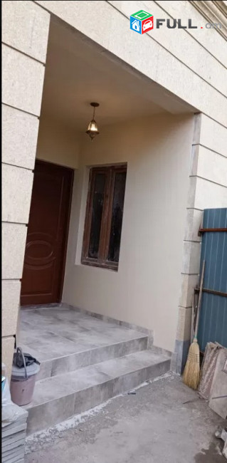 AK10290  Երկու հարկանի քարե տուն Աթոյան փողոցում Էրեբունիում, 300 ք.մ., 2 սանհանգույց, կապիտալ վերանորոգված