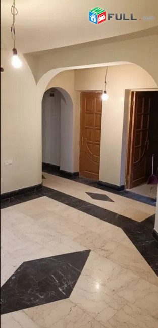 AK10290  Երկու հարկանի քարե տուն Աթոյան փողոցում Էրեբունիում, 300 ք.մ., 2 սանհանգույց, կապիտալ վերանորոգված