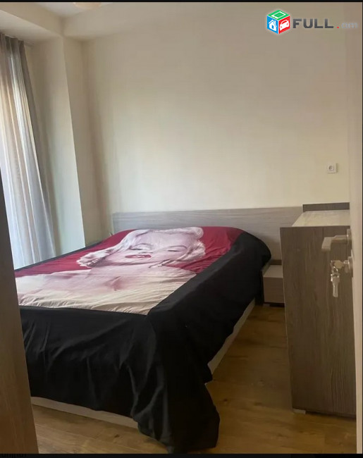 AK10297  Վարձով 3 սենյականոց բնակարան նորակառույց շենքում Վերին Անտառային փողոցում