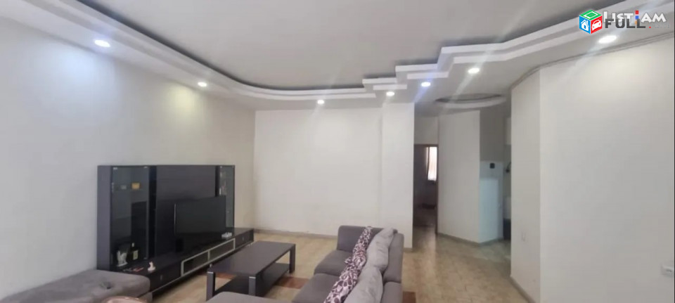 AK10298  Վարձով 3 սենյականոց բնակարան նորակառույց շենքում Մհեր Մկրտչյան փողոցում