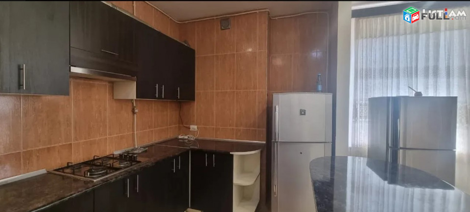 AK10298  Վարձով 3 սենյականոց բնակարան նորակառույց շենքում Մհեր Մկրտչյան փողոցում