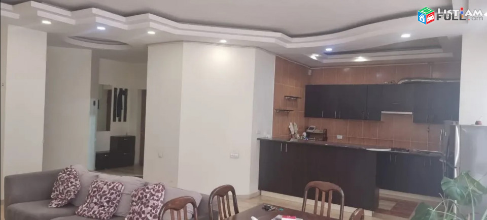 AK10298  Վարձով 3 սենյականոց բնակարան նորակառույց շենքում Մհեր Մկրտչյան փողոցում